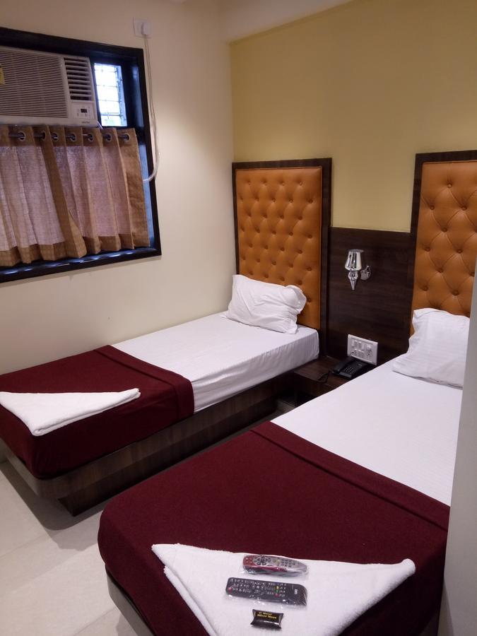 Hotel Silver Elite Mumbai Bagian luar foto